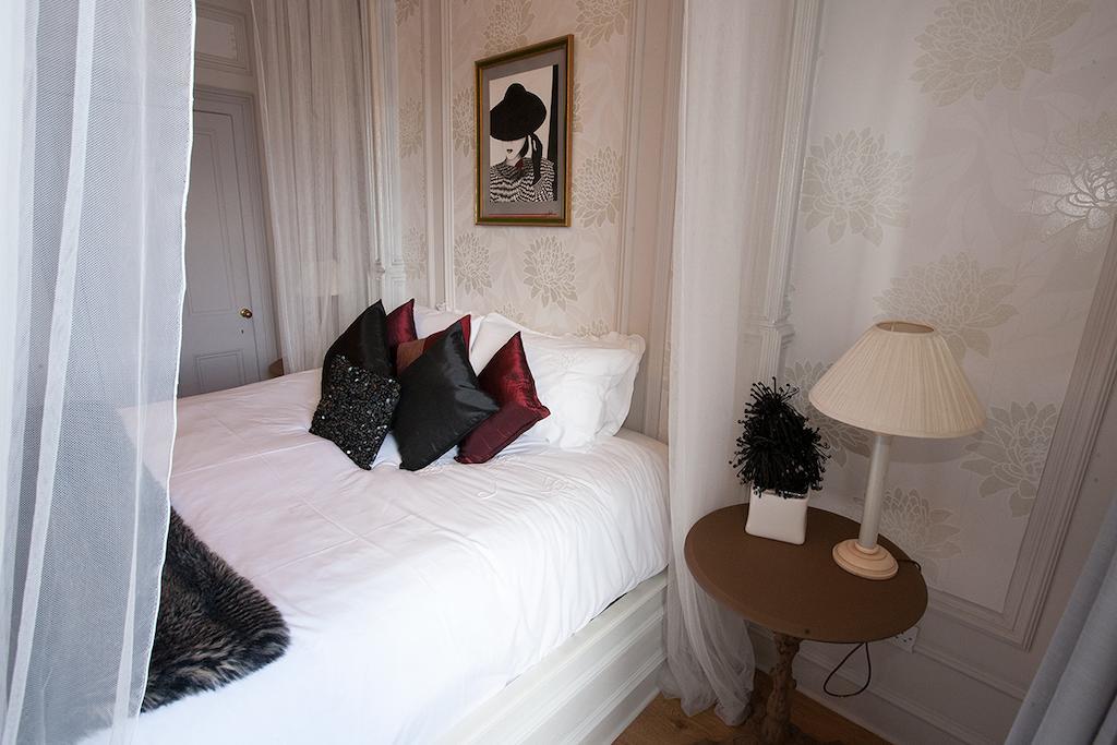 קריף Victoria House B&B חדר תמונה