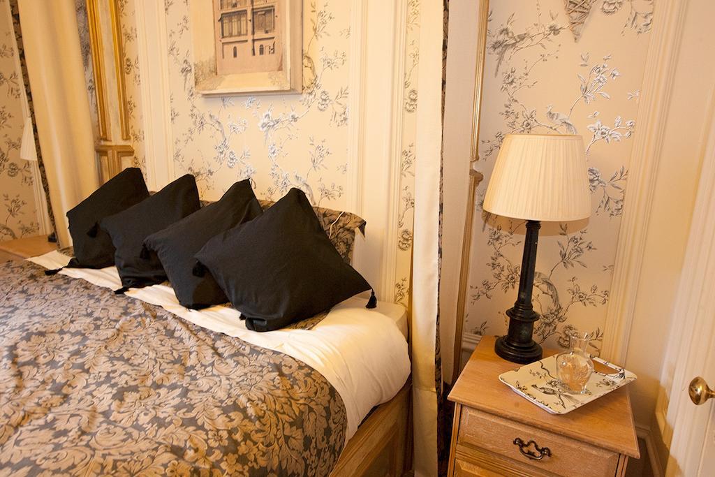 קריף Victoria House B&B חדר תמונה